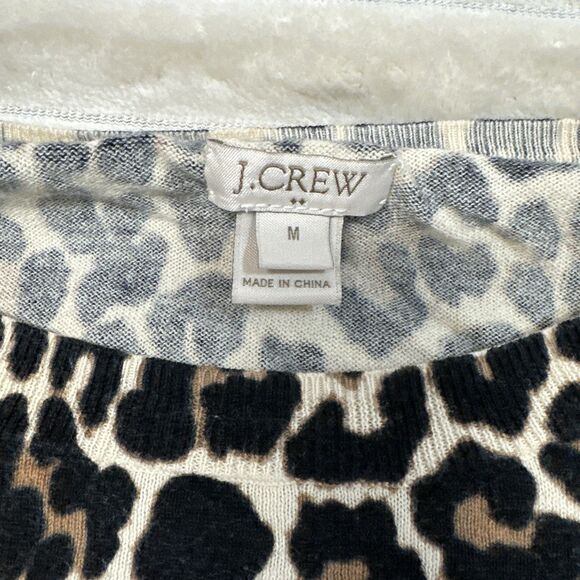 J crew Women Leopard Pattern Sweater Size Medium - Picture 2 of 8